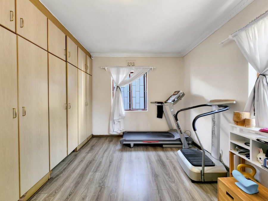 3 Bedroom Property for Sale in Rondebosch East Western Cape